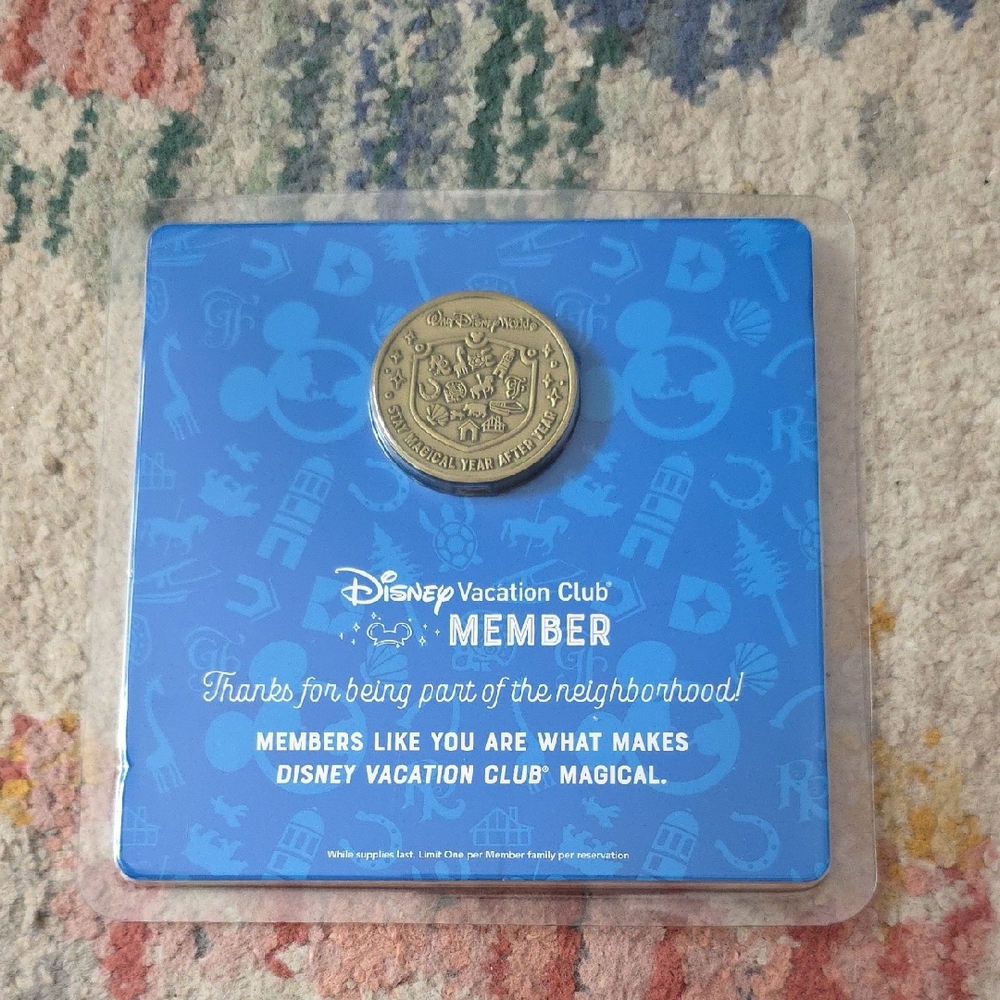 Disney Vacation Club Member Coin with Blue Card